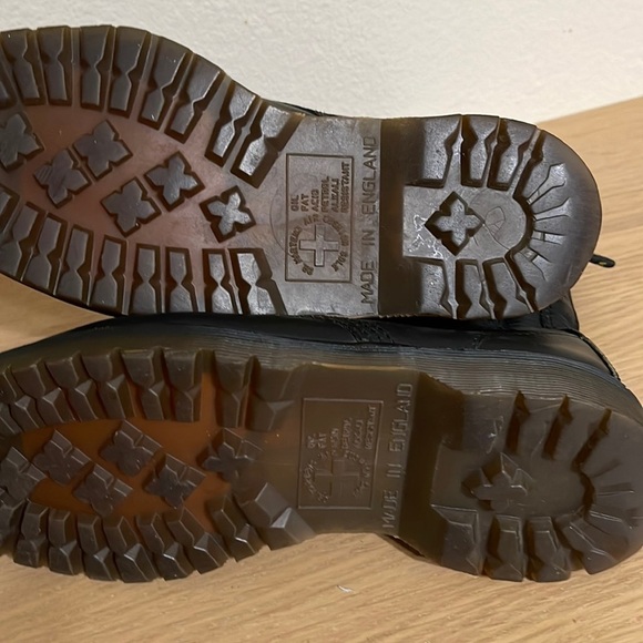 Made In England Vintage Dr Doc Martens 1460 8Eye Black Boots Womens Si… - Picture 7 of 16